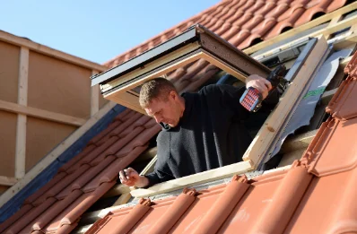 Pose de fenêtres de toit Velux à Gugney